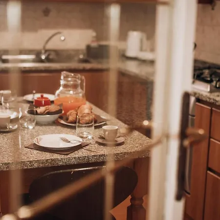 N5 E N6 Luminosissimi, Ideali Per Famiglie Egruppi Di Amici Apartamento Venecia